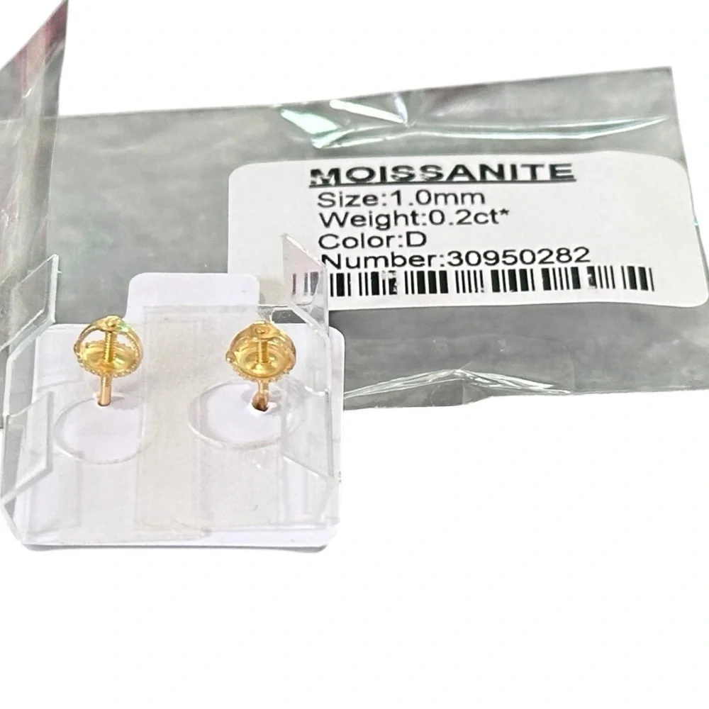 NWT Moissanite 1mm 0.2ct VVS1 925 Sterling Silver GRA Certified Earrings - Picture 7 of 9